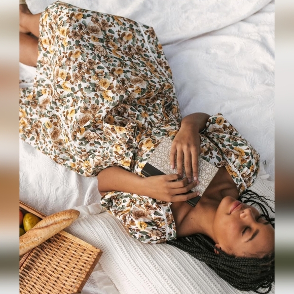 Ivy City Co. Marigold Floral Print Puff Sleeve Midi Dress Size Small Cottagecore - Picture 5 of 11